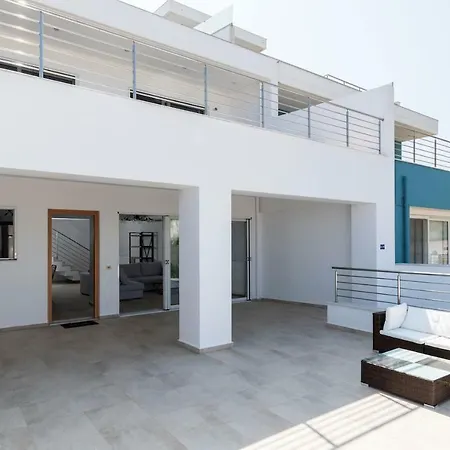 Lägenhet Theseus Beach Village *